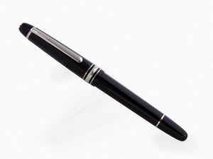 Montblanc Meisterstuck Classique Fountain Pen, Platinum trim, 106522