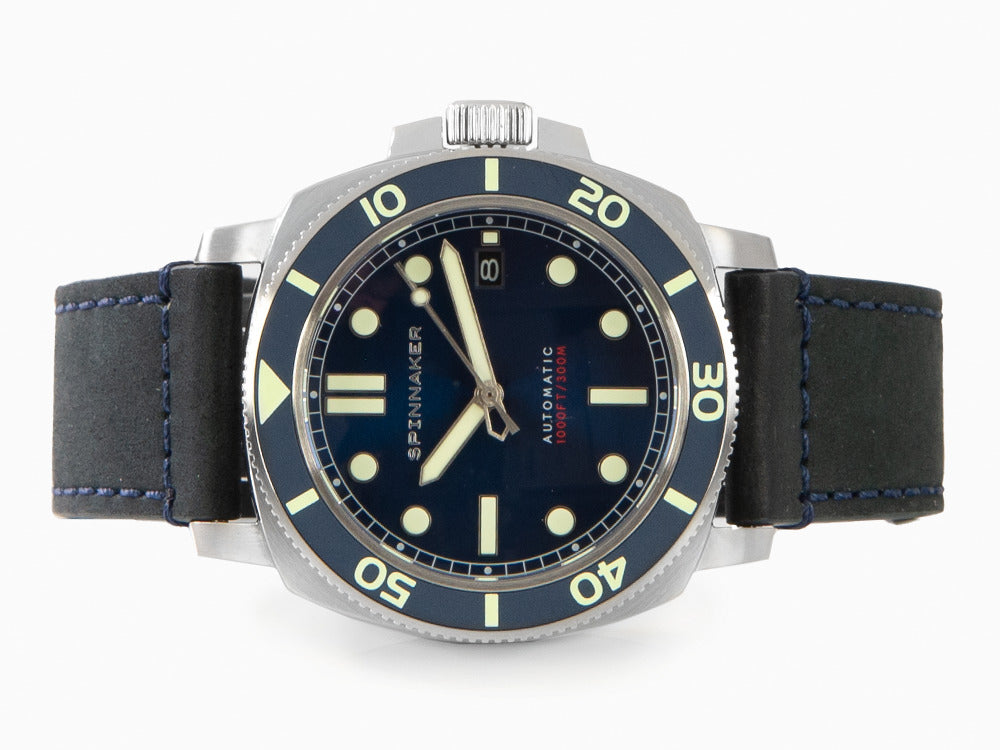 Modern, retro & shiny: 7 new diving watches