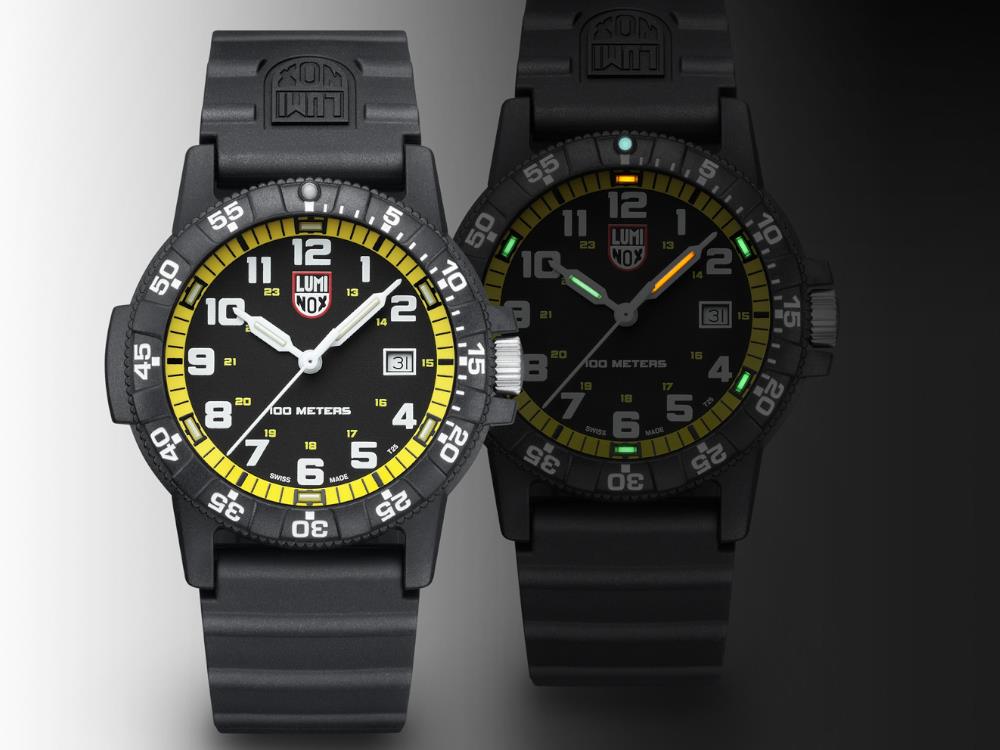 Luminox Sea Turtle Quartz Watch Yellow CARBONOX 44 mm 10 atm Day XS.0325
